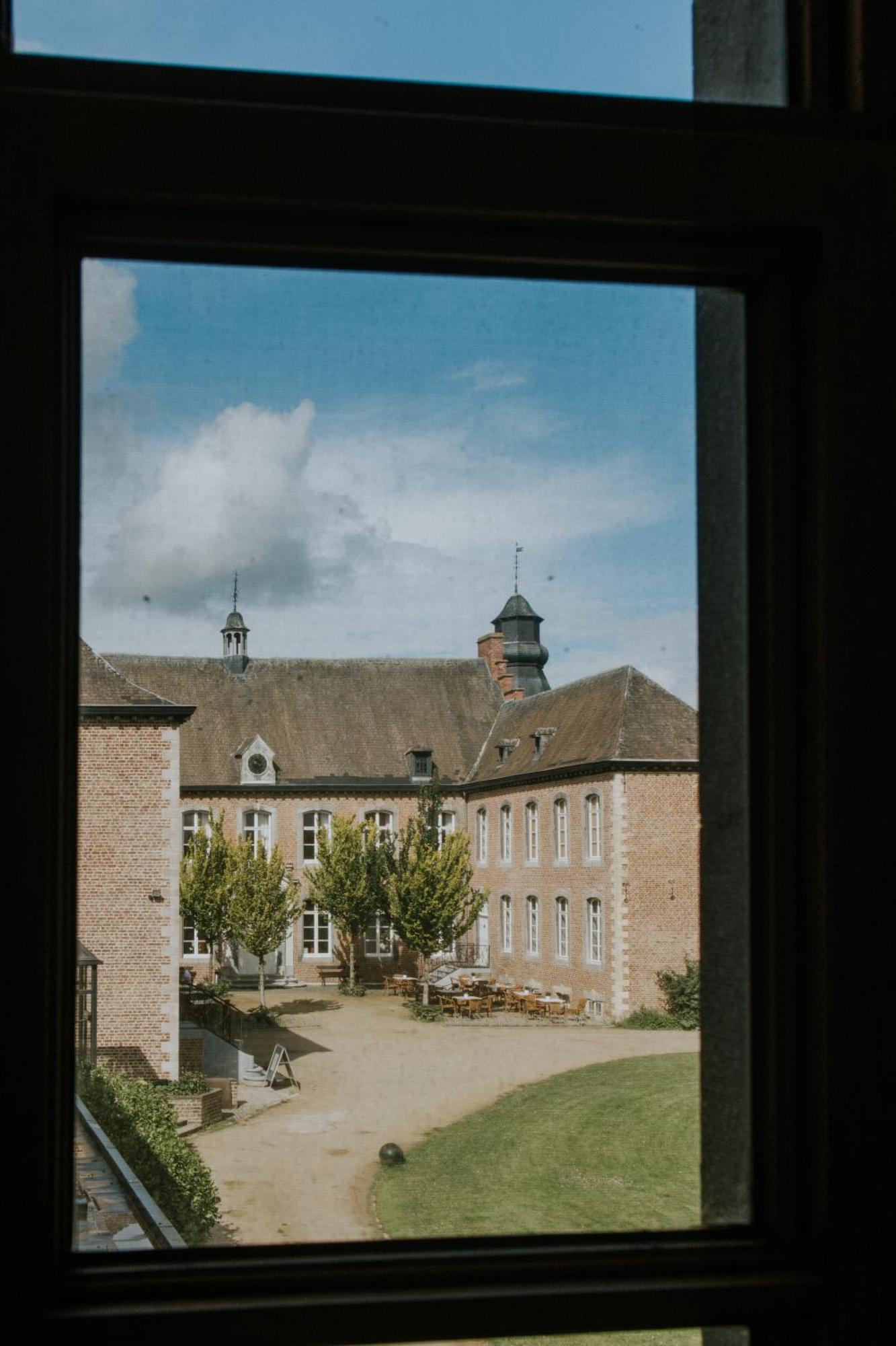 Chateau De Looz Exterior photo
